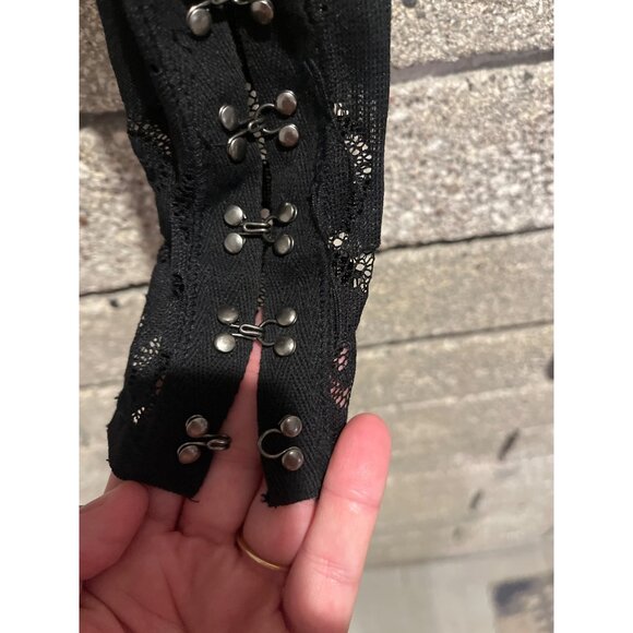 Free People Lace and Cotton Top ribbed sides silver hardware - Picture 8 of 8